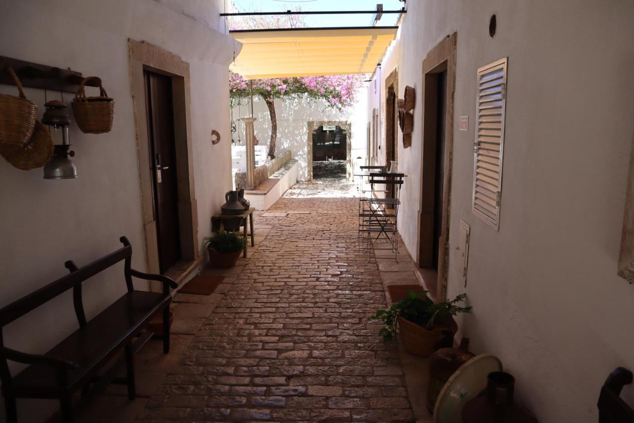 مبيت وإفطار Os Agostos المظهر الخارجي الصورة